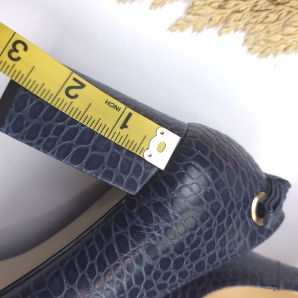 Talbots Women's Blue Embossed Block Heels Pumps Sz 9.5m - Picture 12 of 12